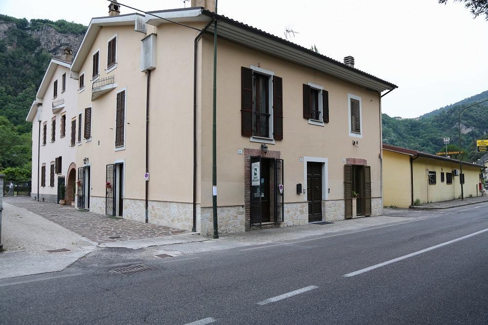 Hotel Il Casolare Della Cascata Terni Exterior foto